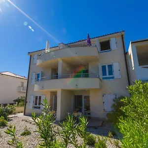 Apartment Dakovic Boba, Šilo