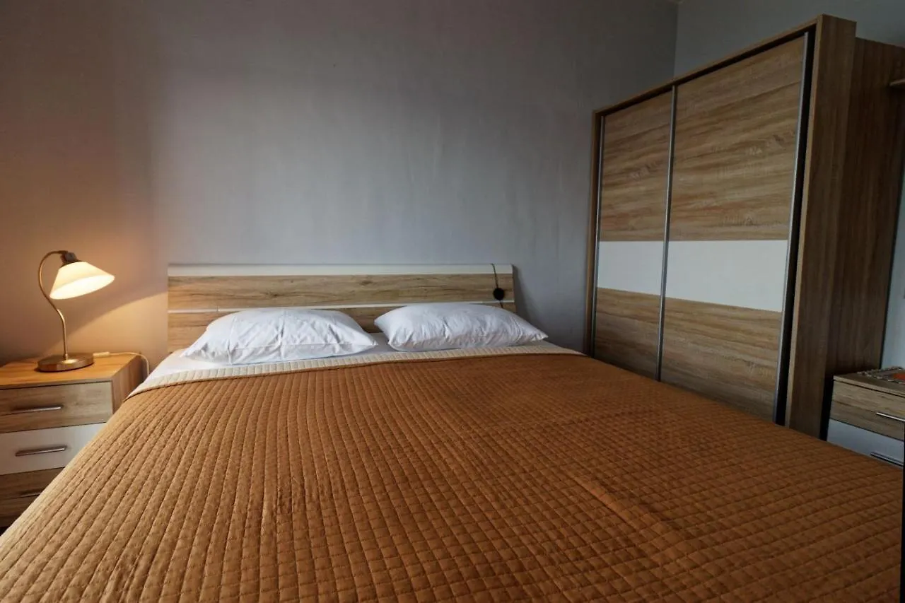 App Marin Apartment Silo